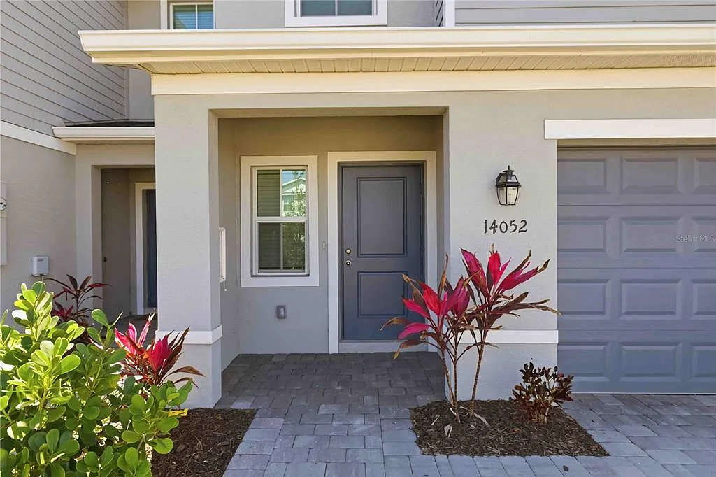 3 bed, 2.5 bath, 1405 sqft, $2,395 — Photo 4