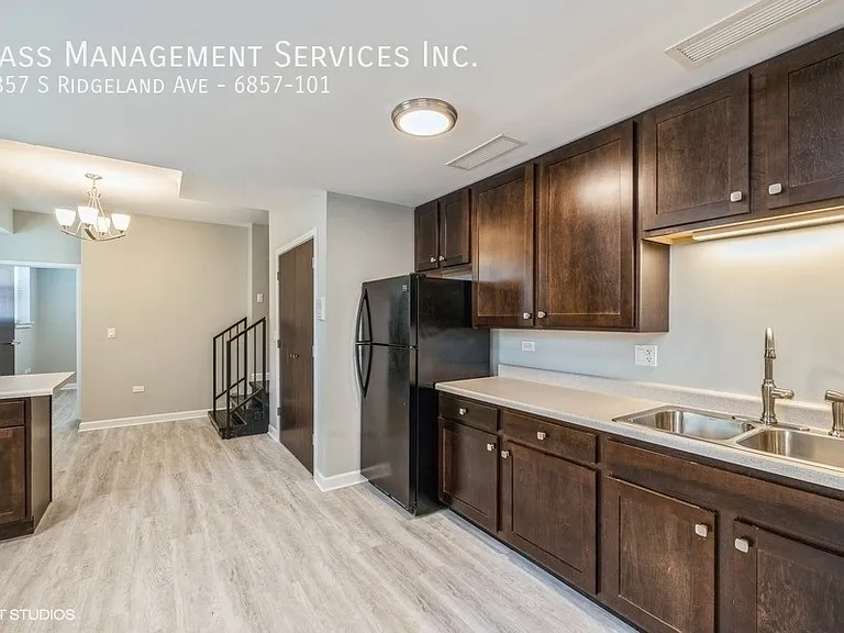 6857 S Ridgeland Ave #101 — Photo 1