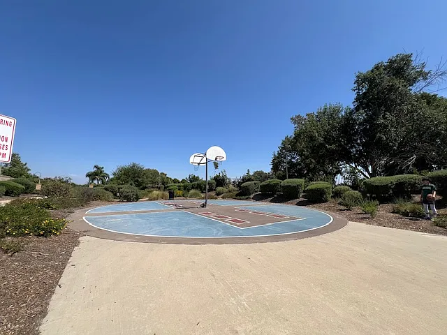 1254 Scenic View St — Photo 32
