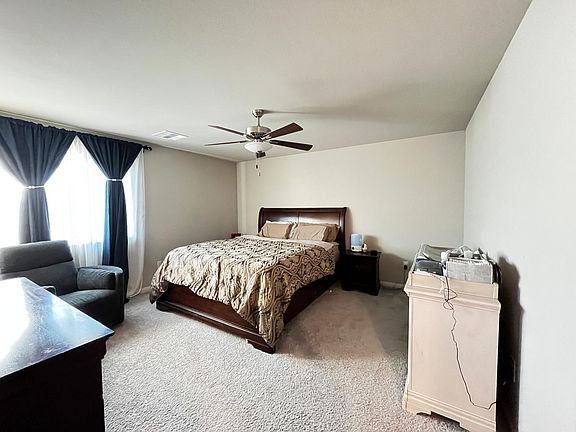 2nd image of 3824 Ramura Ave