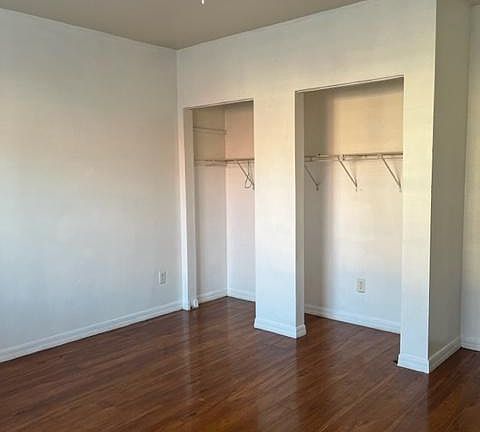 4th image of 3207 E Wilder Ave