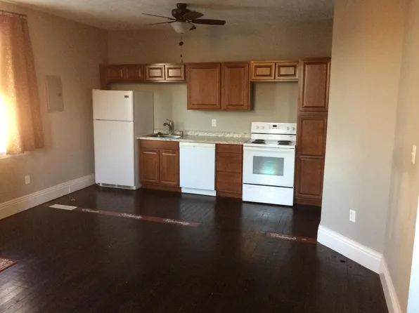 512 W Main St, Richmond, KY 40475