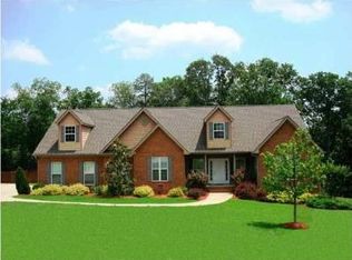 11 N Pointe Rd, Ringgold, GA 30736