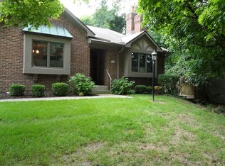 489 Camby Ct, Greenwood, IN 46142