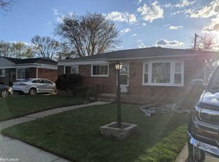 24277 Teppert Ave, Eastpointe, MI 48021