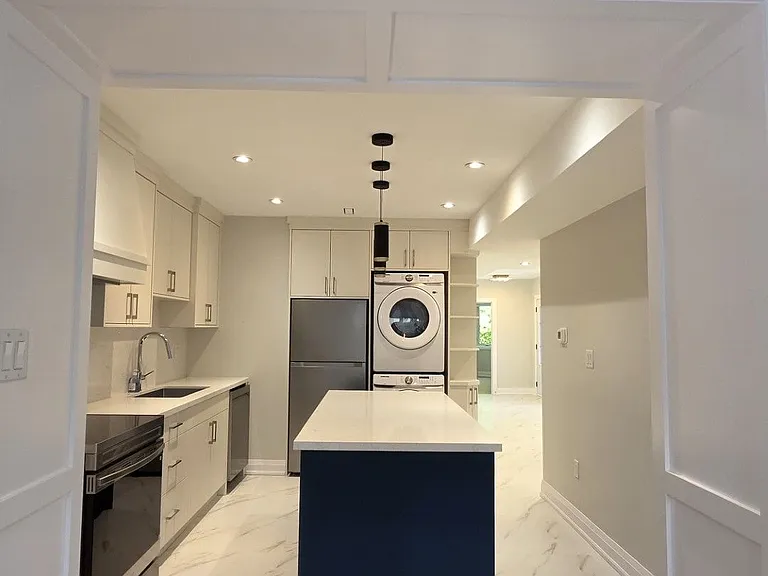 10 Lascelles Blvd #MAIN — Photo 20