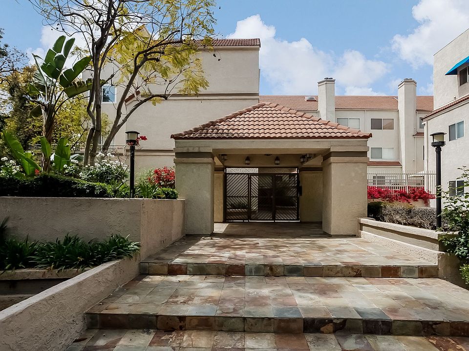 1st image of 501 E Del Mar Blvd APT 212