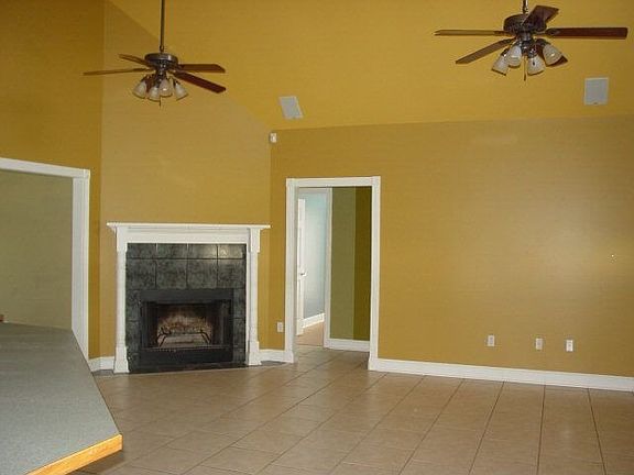 5th image of 6 Hawkins Dr