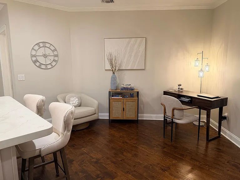 300 Grandview Ct #323 — Photo 24