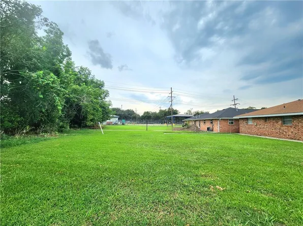 Lambda St, Belle Chasse, LA 70037