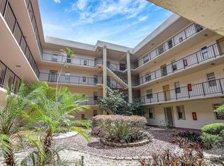 2801 Somerset Dr APT 112, Lauderdale Lakes, FL 33311