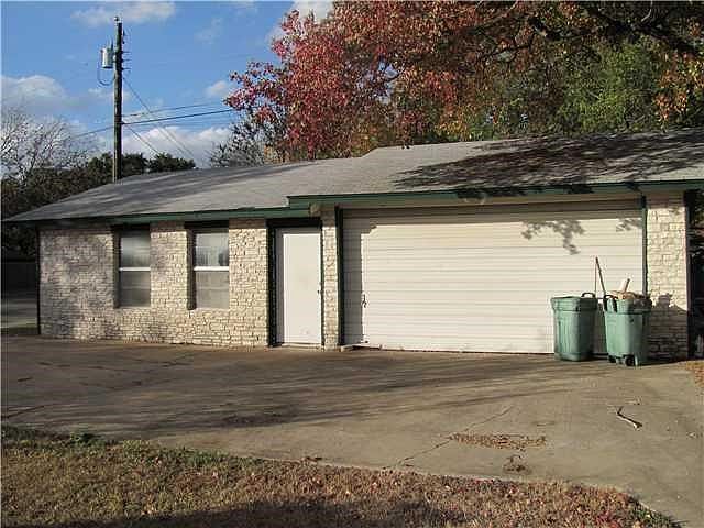 2nd image of 600 Karolyn Dr