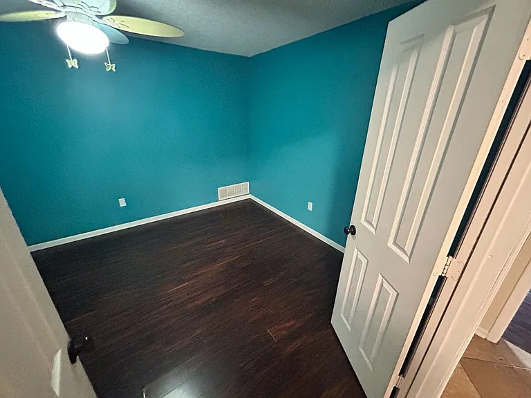 1605 Miranda Ave — Photo 5