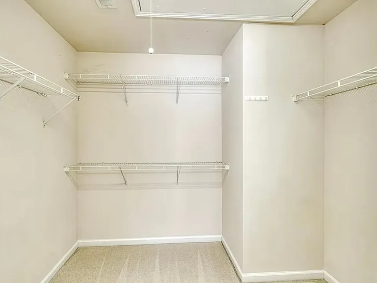 202 Branchester Ct — Photo 18