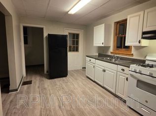 1017 Emporia St, Pittsburgh, PA 15204