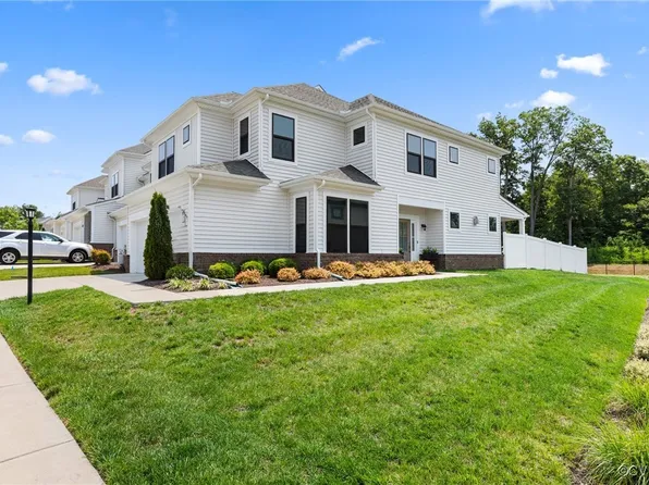 12529 Wescott Dr, Midlothian, VA 23112