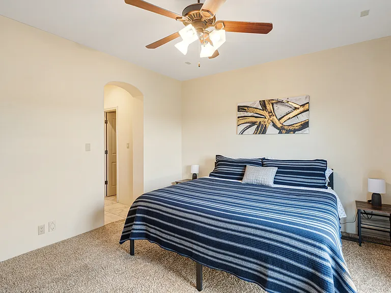 8860 Desert Fox Way NE — Photo 38