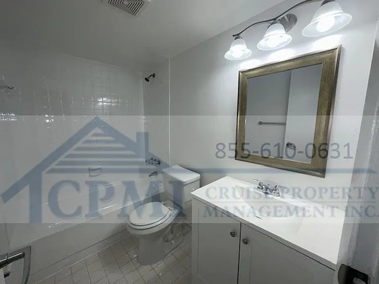 2930 Forest Hills Blvd — Photo 26