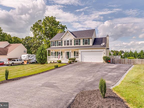 4th image of 52 General Anderson Ct
