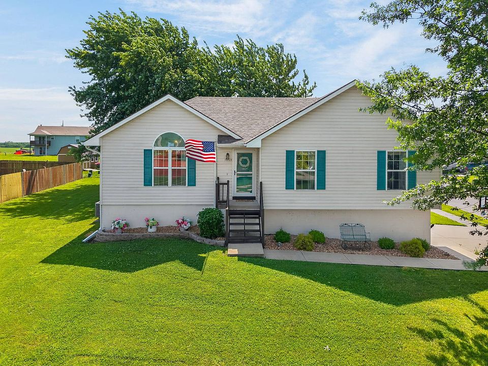 1st image of 18709 Wildflower St