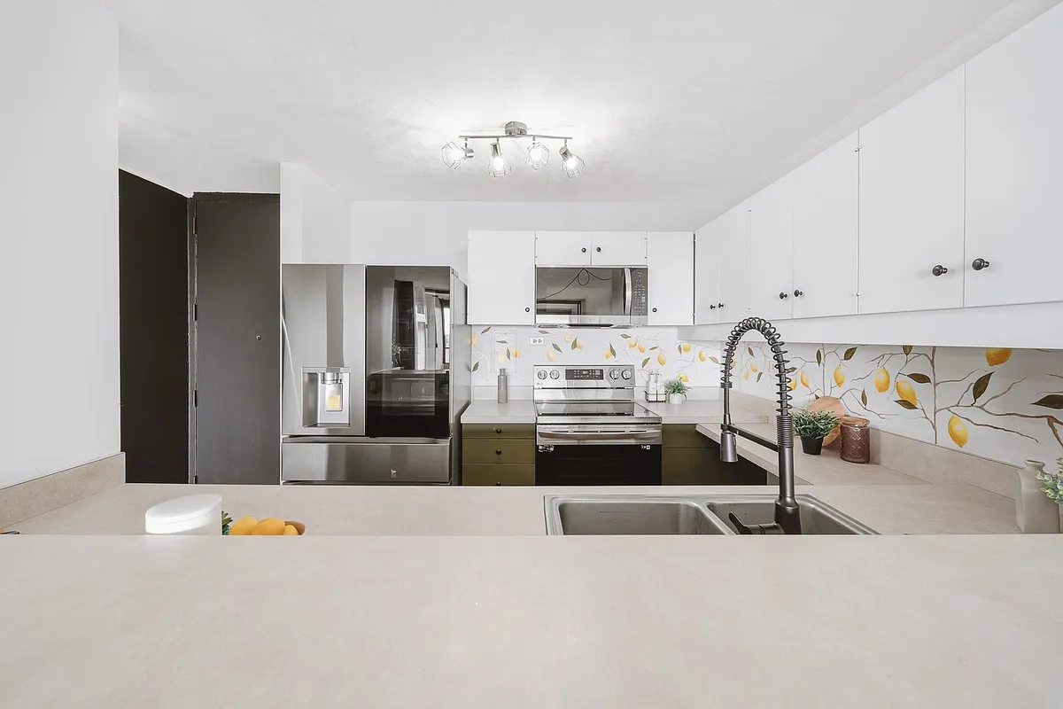 Building Photo - 1717 Mott Smith Dr #2403