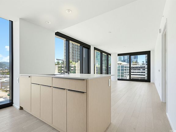 2nd image of 333 Ward Ave #634