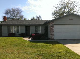 5145 W Feemster Ct, Visalia, CA 93277