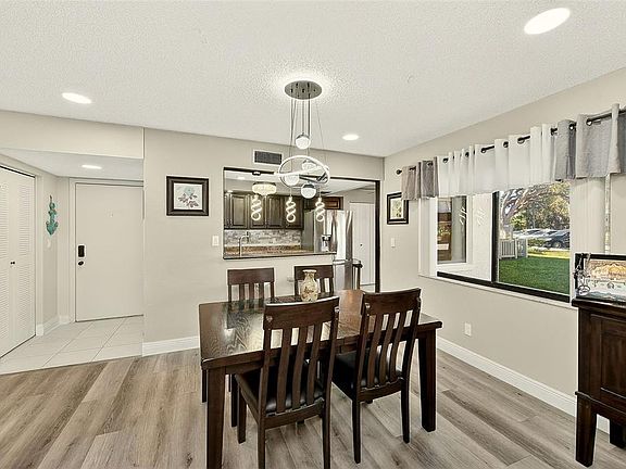 5th image of 700 Starkey Rd APT 1216