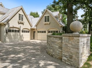 707 Midwest Club Pkwy, Oak Brook, IL 60523