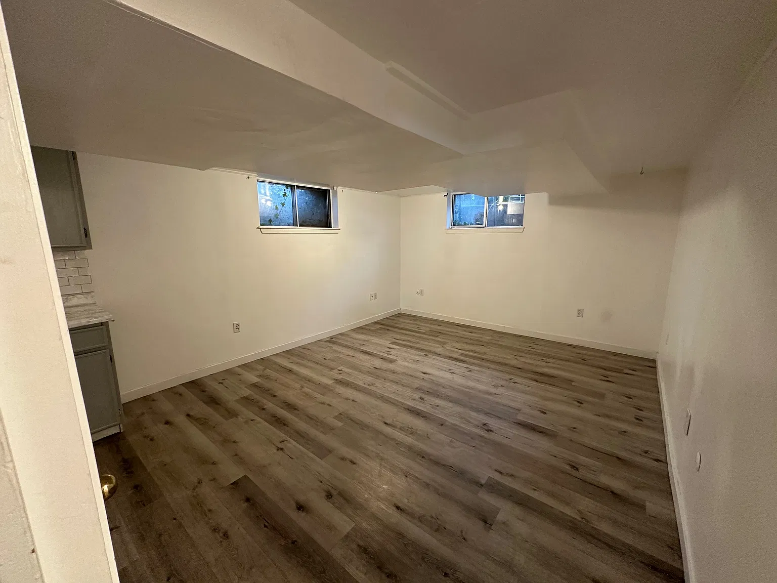2 bed, 900 sqft, $1,000 — Photo 3