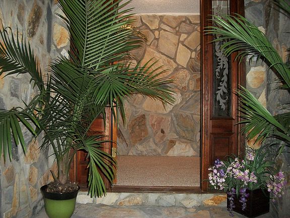 Come in..beautiful entry