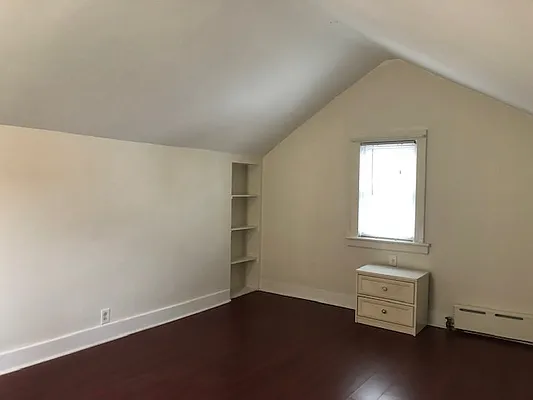 Rented by Expert Realty | media 5