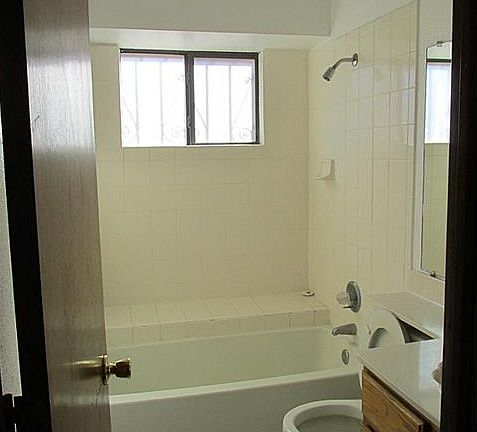 3rd image of 10933 Willie Mays Dr