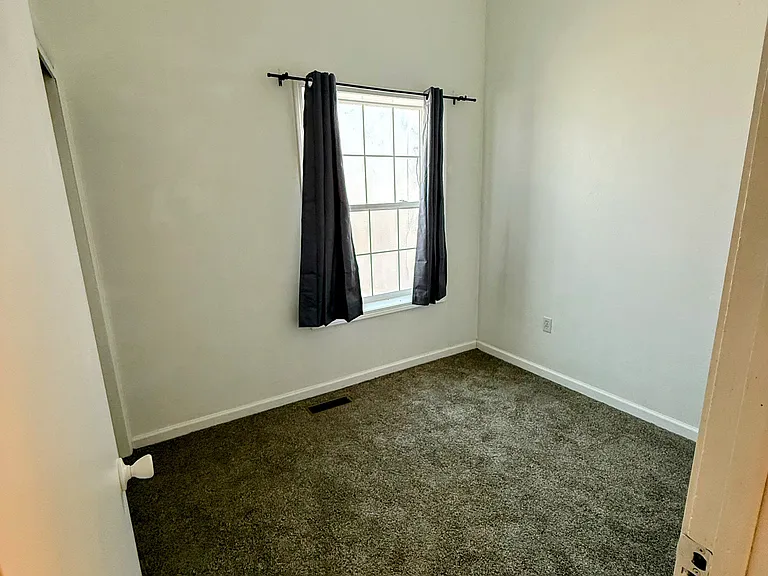 51 Basalt Way — Photo 9