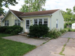 4026 Bel Air Dr, Council Bluffs, IA 51501