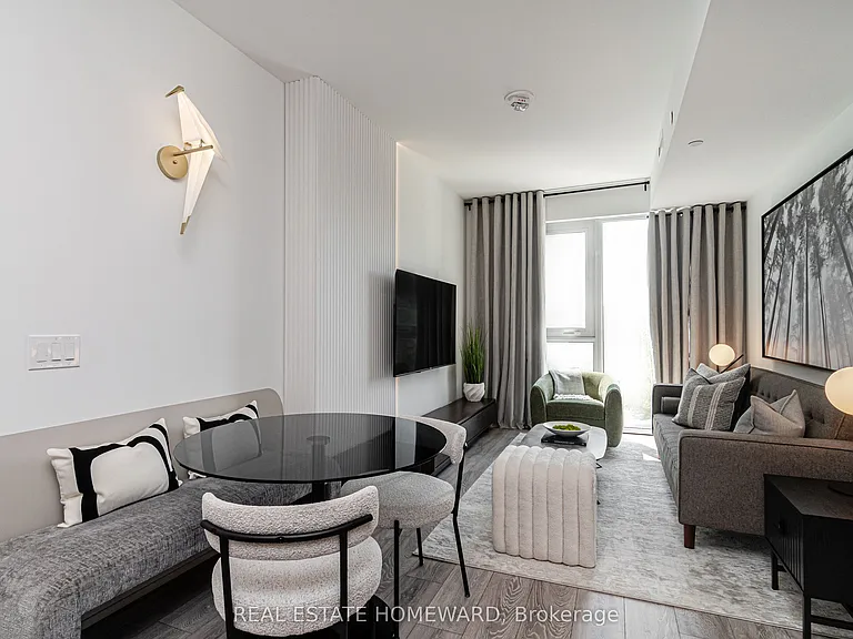 2020 Bathurst St #502 — Photo 2