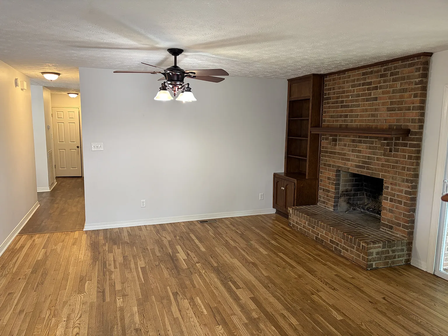 Cloverleaf Drive 409 - 1 — Photo 4