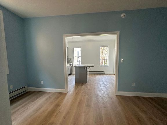 3rd image of 147 Powers St Floor 1