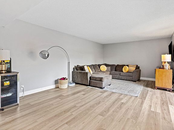 4th image of 3425 San Bernadino Drive #57-b
