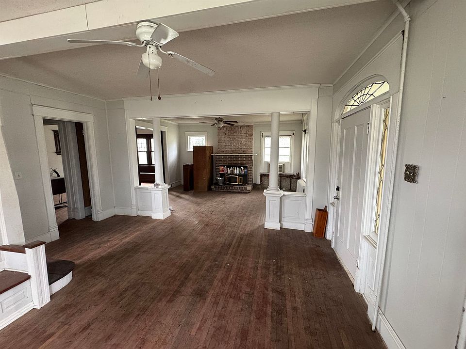 7th image of 314 N Mulberry St