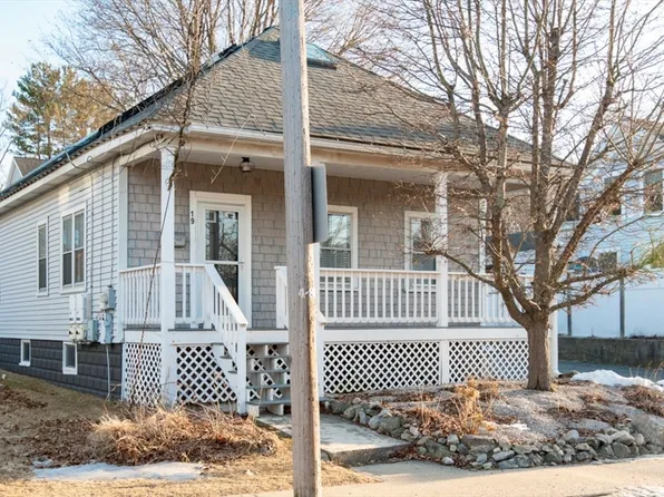 19 County St, Blackstone, MA 01504