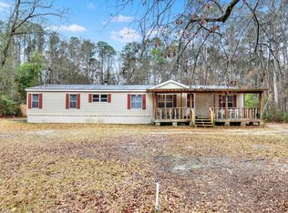 1025 Pine Needle Dr, Ellabell, GA 31308