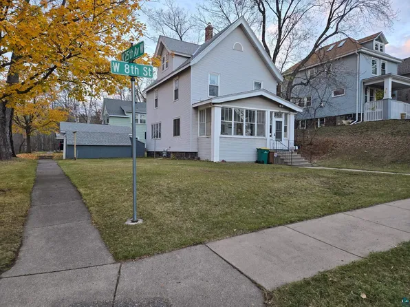 2431 W 8th St, Duluth, MN 55806
