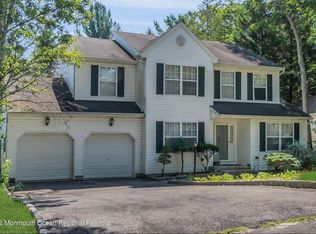 14 Maple St, Jackson, NJ 08527