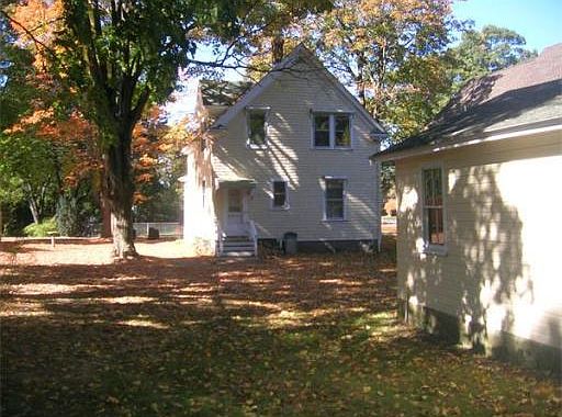 3rd image of 198 Churchills Ln