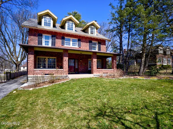 1145 Avon Road, Schenectady, NY 12308