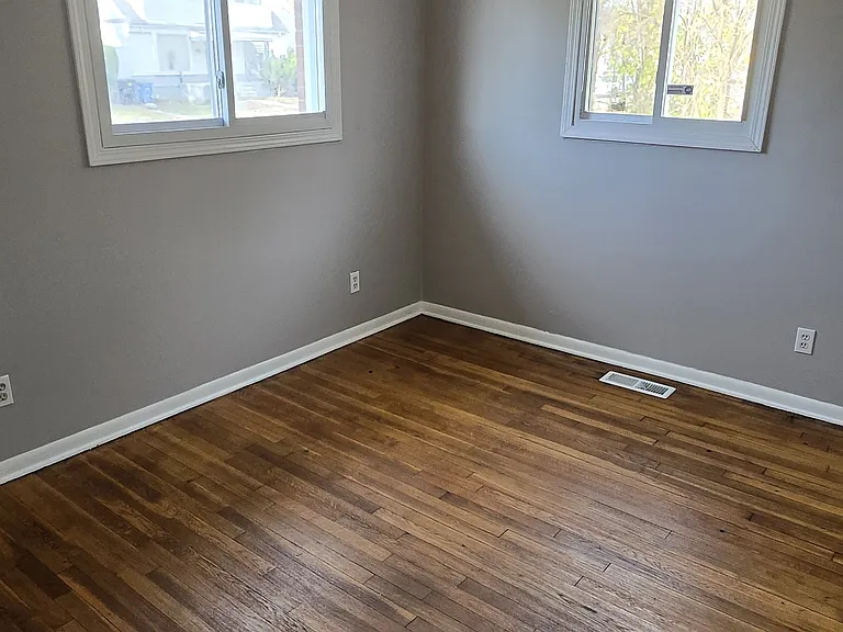 Bedroom #1