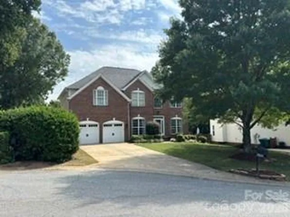 19515 Dufour Ct, Cornelius, NC 28031