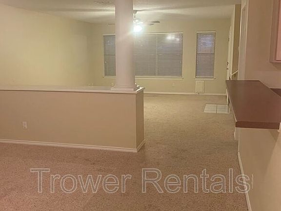 5th image of 3815 Wimberley St