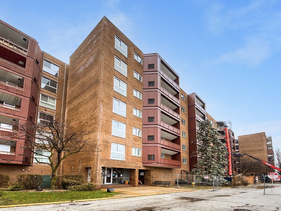 1st image of 200 Park Ave APT 419